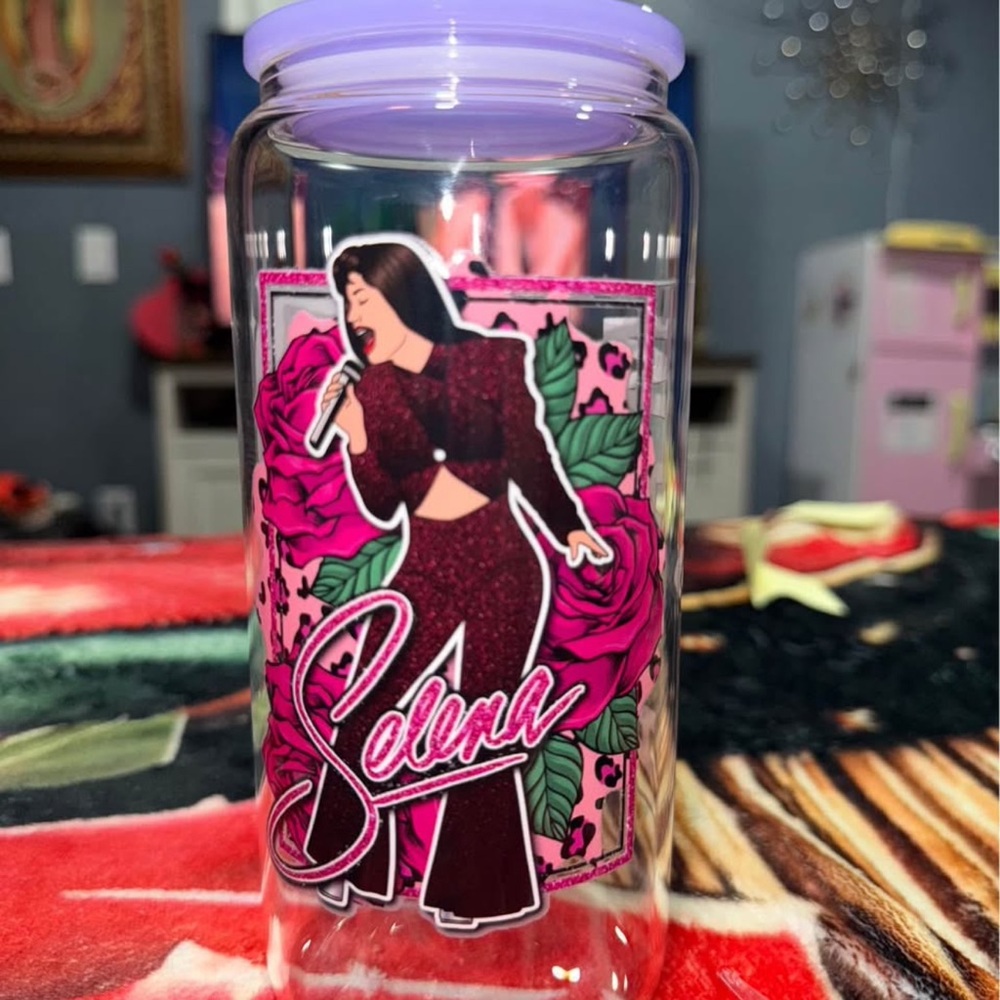 Selena Inspired Glass Tumbler with Purple Lid I make any design. 20oz